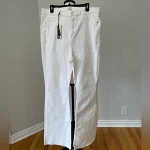 River Island lux collection NWT white jeans plus size 20 high waister flare
